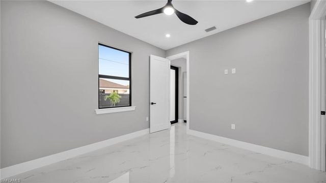 1401 SW 13th TER, Cape Coral, FL 33991