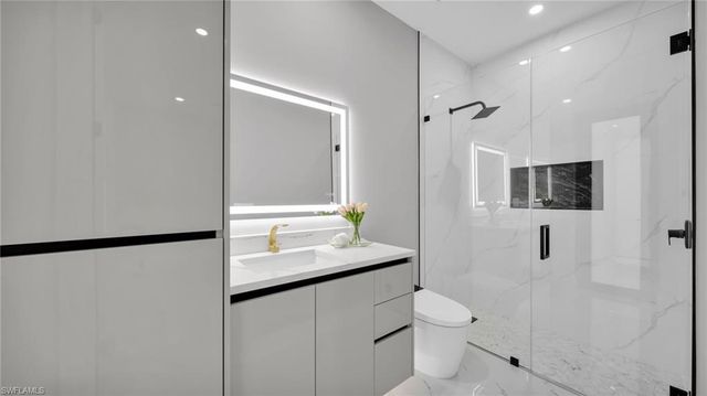 1401 SW 13th TER, Cape Coral, FL 33991