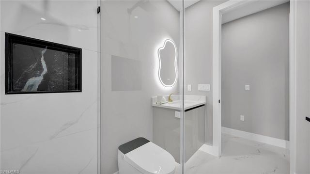 1401 SW 13th TER, Cape Coral, FL 33991