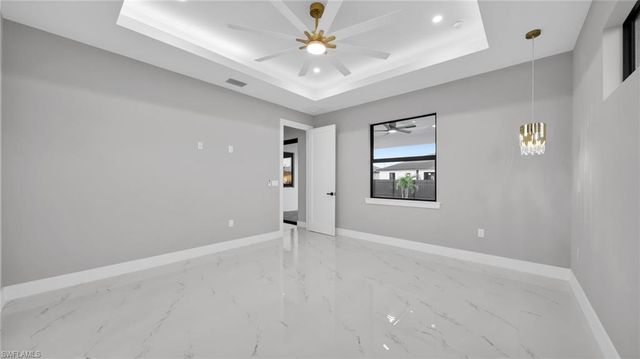 1401 SW 13th TER, Cape Coral, FL 33991