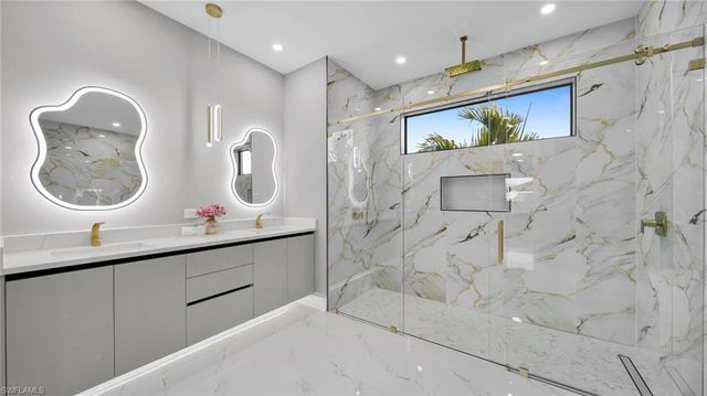 1401 SW 13th TER, Cape Coral, FL 33991