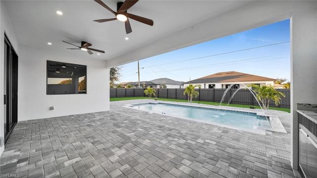 1401 SW 13th TER, Cape Coral, FL 33991