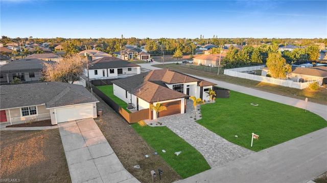 1401 SW 13th TER, Cape Coral, FL 33991