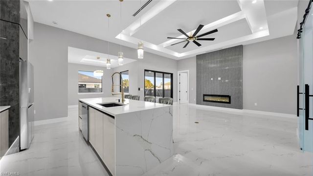 1401 SW 13th TER, Cape Coral, FL 33991