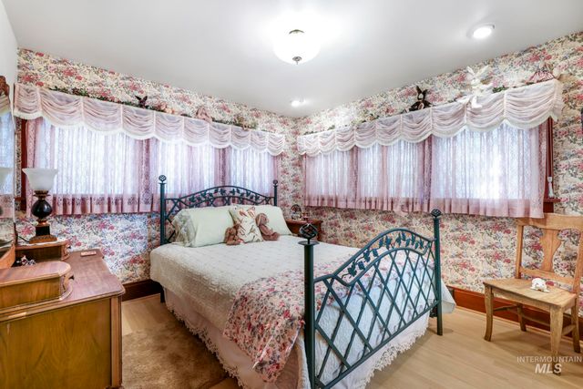 916 Hankins Rd N, Twin Falls, ID 83301