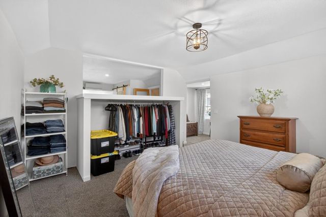 518 S St, Sacramento, CA 95811