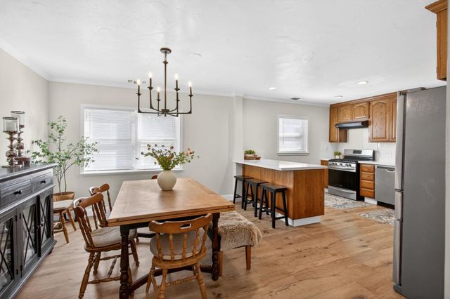 518 S St, Sacramento, CA 95811