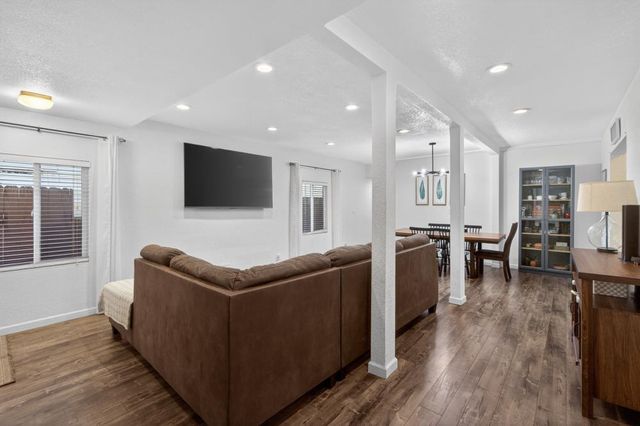 518 S St, Sacramento, CA 95811