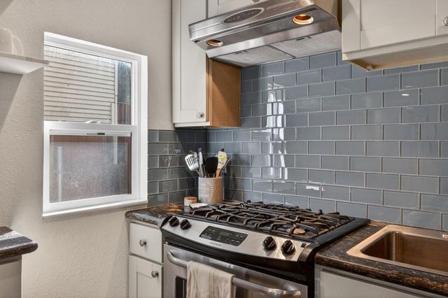 518 S St, Sacramento, CA 95811