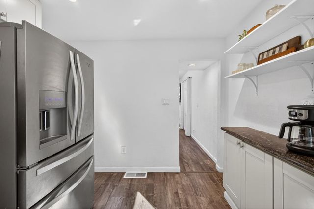 518 S St, Sacramento, CA 95811