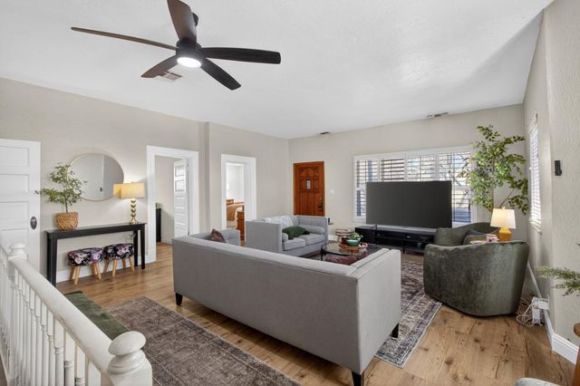 518 S St, Sacramento, CA 95811