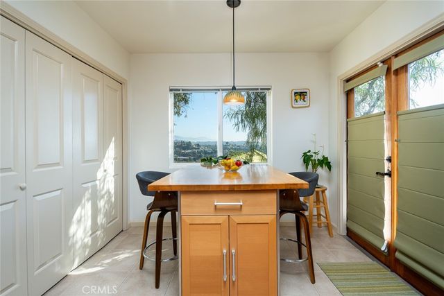 1404 Corona Drive, Glendale, CA 91205