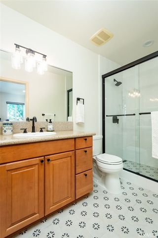1404 Corona Drive, Glendale, CA 91205