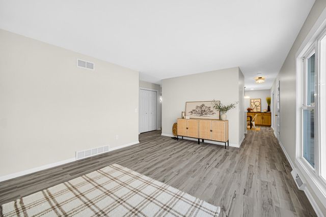 216 Cherokee Drive, Lowell, IN 46356