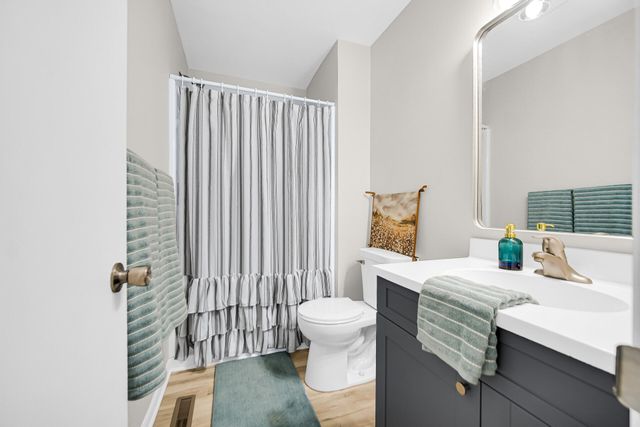 216 Cherokee Drive, Lowell, IN 46356