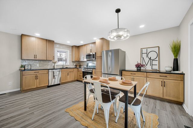 216 Cherokee Drive, Lowell, IN 46356