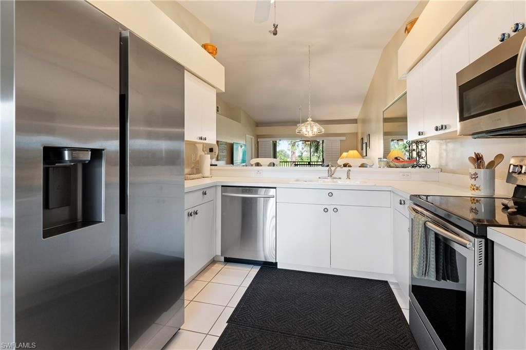26991 Clarkston DR 8202, BONITA SPRINGS, FL 34135 — photo 4