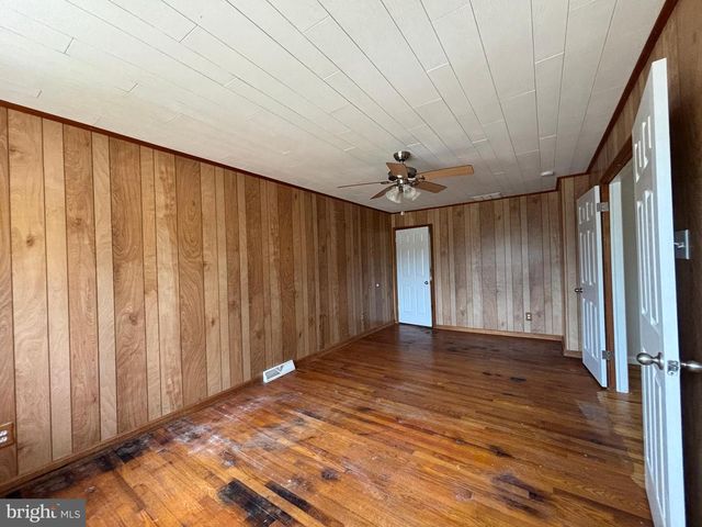 215 E STEELMAN AVE, Northfield, NJ 08225