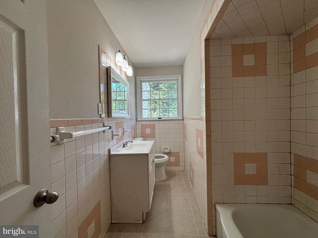 215 E STEELMAN AVE, Northfield, NJ 08225