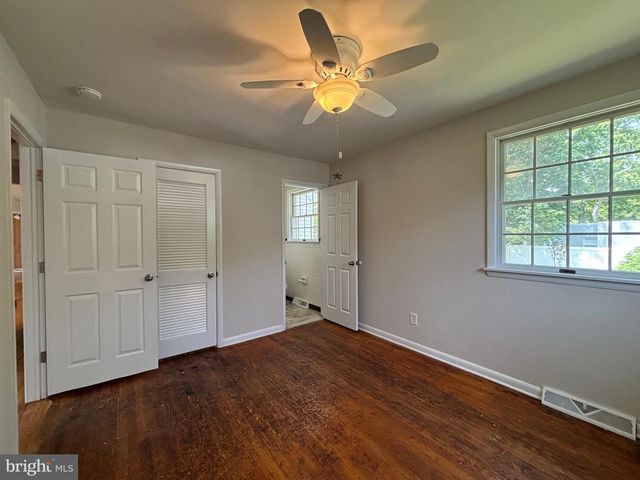 215 E STEELMAN AVE, Northfield, NJ 08225