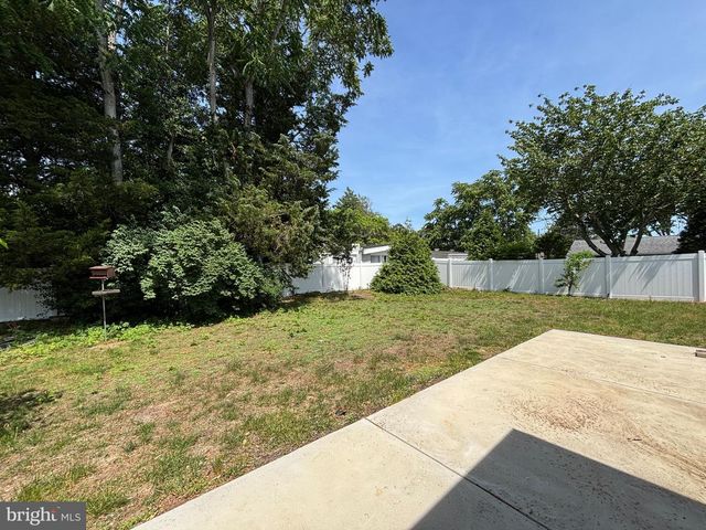 215 E STEELMAN AVE, Northfield, NJ 08225