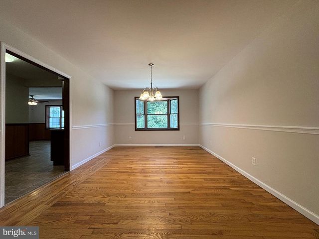 215 E STEELMAN AVE, Northfield, NJ 08225