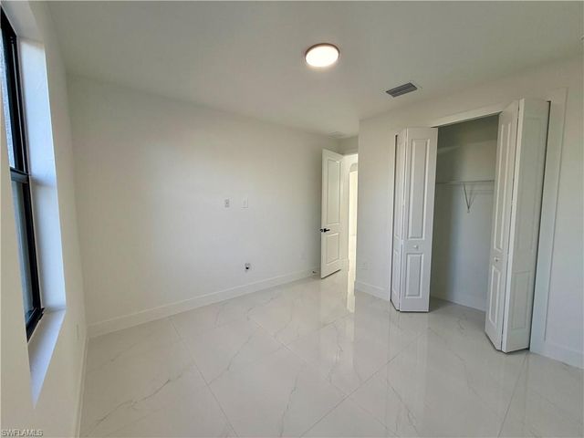 2906 29th ST SW, Lehigh Acres, FL 33976