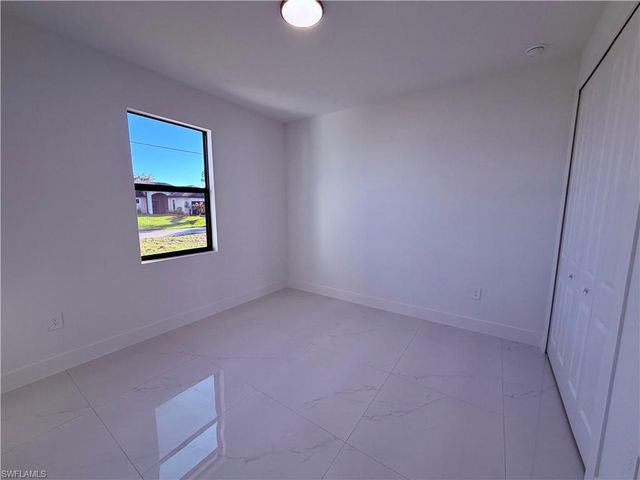 2906 29th ST SW, Lehigh Acres, FL 33976