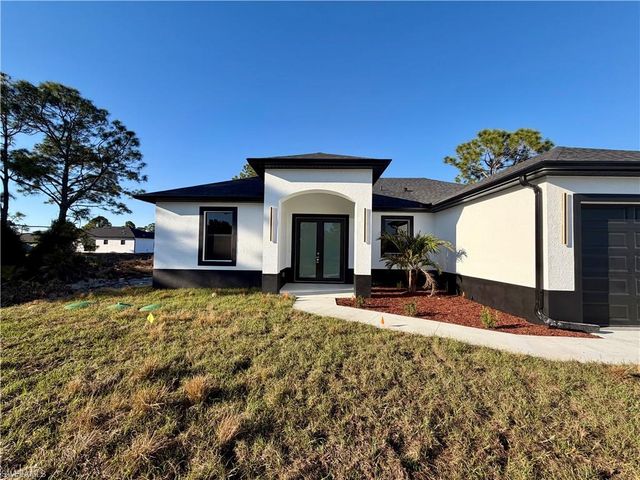 2906 29th ST SW, Lehigh Acres, FL 33976