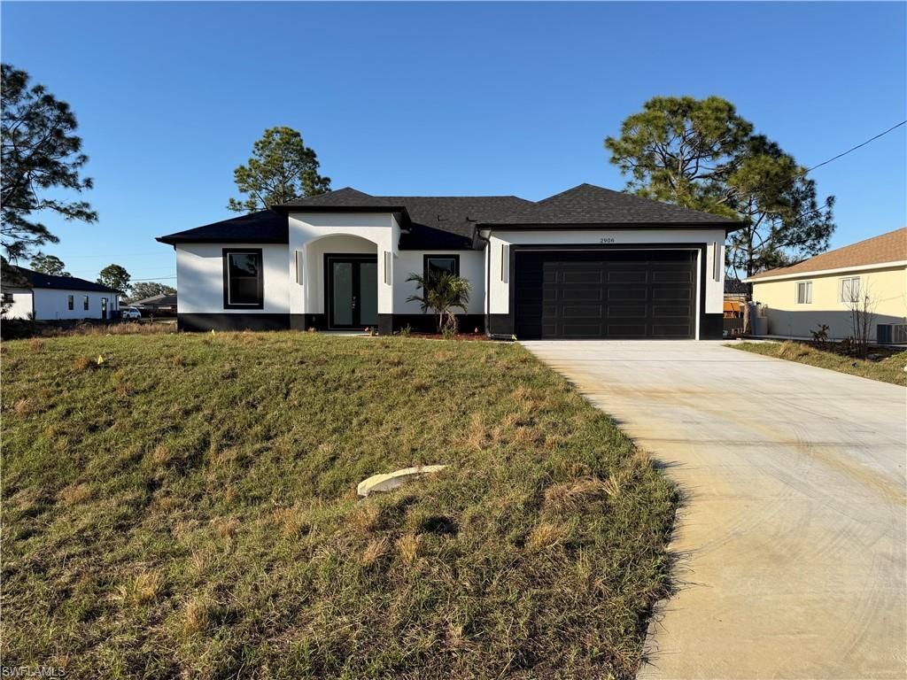 2906 29th ST SW, Lehigh Acres, FL 33976