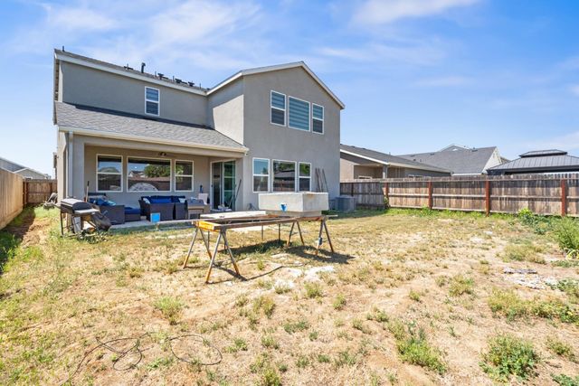 6436 E Ramona Way, Fresno, CA 93727