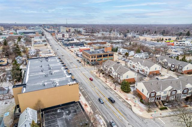 127 W Parent Avenue, Royal Oak, MI 48067
