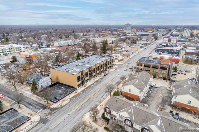 127 W Parent Avenue, Royal Oak, MI 48067