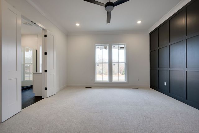 3213 Carolina Ave, Centerville, TN 37033