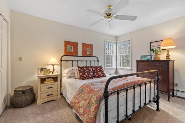 4 Brookside Ln, Sterling, MA 01564