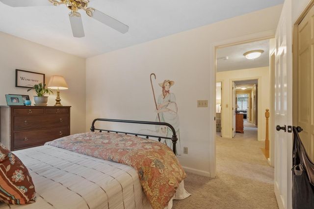 4 Brookside Ln, Sterling, MA 01564