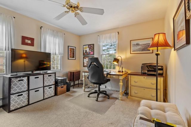 4 Brookside Ln, Sterling, MA 01564