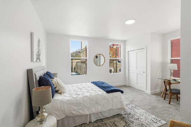 2953 Sidney Avenue, Cincinnati, OH 45225