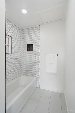 2953 Sidney Avenue, Cincinnati, OH 45225