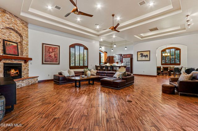 709 WOODFIELD Drive, El Paso, TX 79932