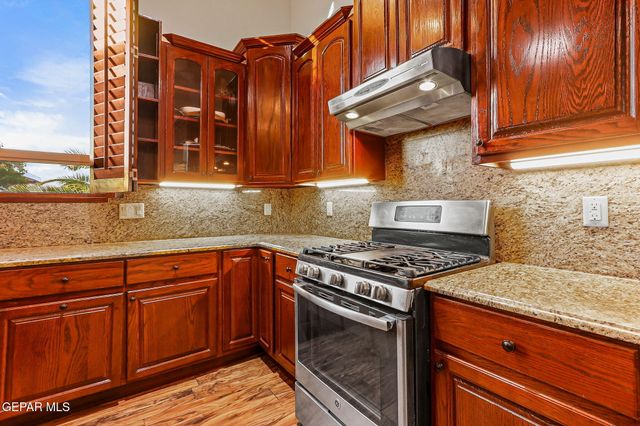 709 WOODFIELD Drive, El Paso, TX 79932