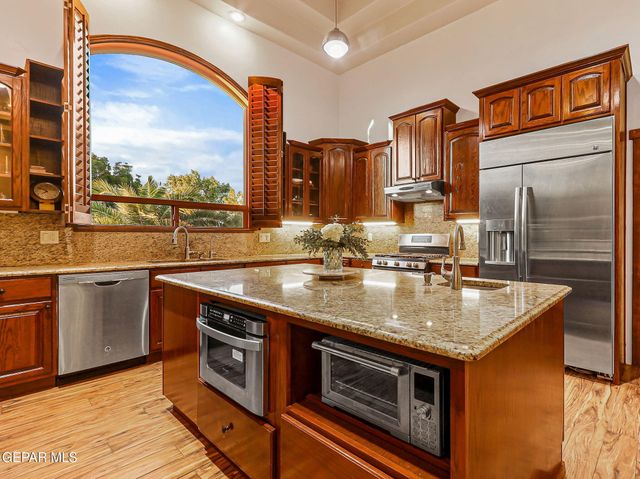 709 WOODFIELD Drive, El Paso, TX 79932