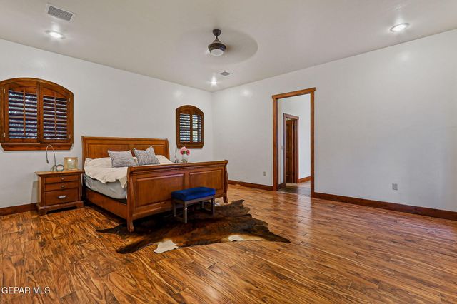 709 WOODFIELD Drive, El Paso, TX 79932