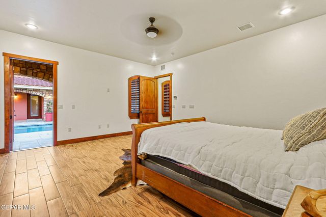 709 WOODFIELD Drive, El Paso, TX 79932