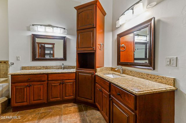709 WOODFIELD Drive, El Paso, TX 79932