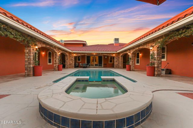 709 WOODFIELD Drive, El Paso, TX 79932