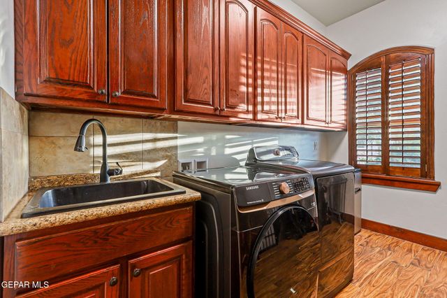 709 WOODFIELD Drive, El Paso, TX 79932