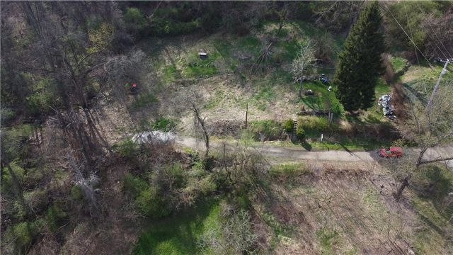 1707 West Ave, Beaver Falls, PA 15010