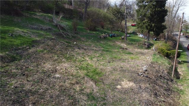 1707 West Ave, Beaver Falls, PA 15010