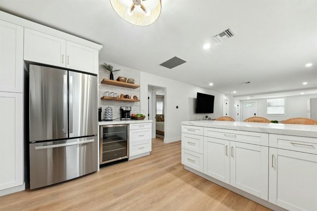 125 NW 3rd Avenue, Delray Beach, FL 33444